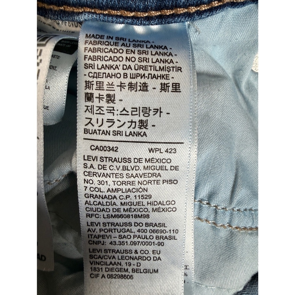 Levi's Shorts Womens 29 Blue Denim Distressed 29965-0044 - Picture 6 of 10